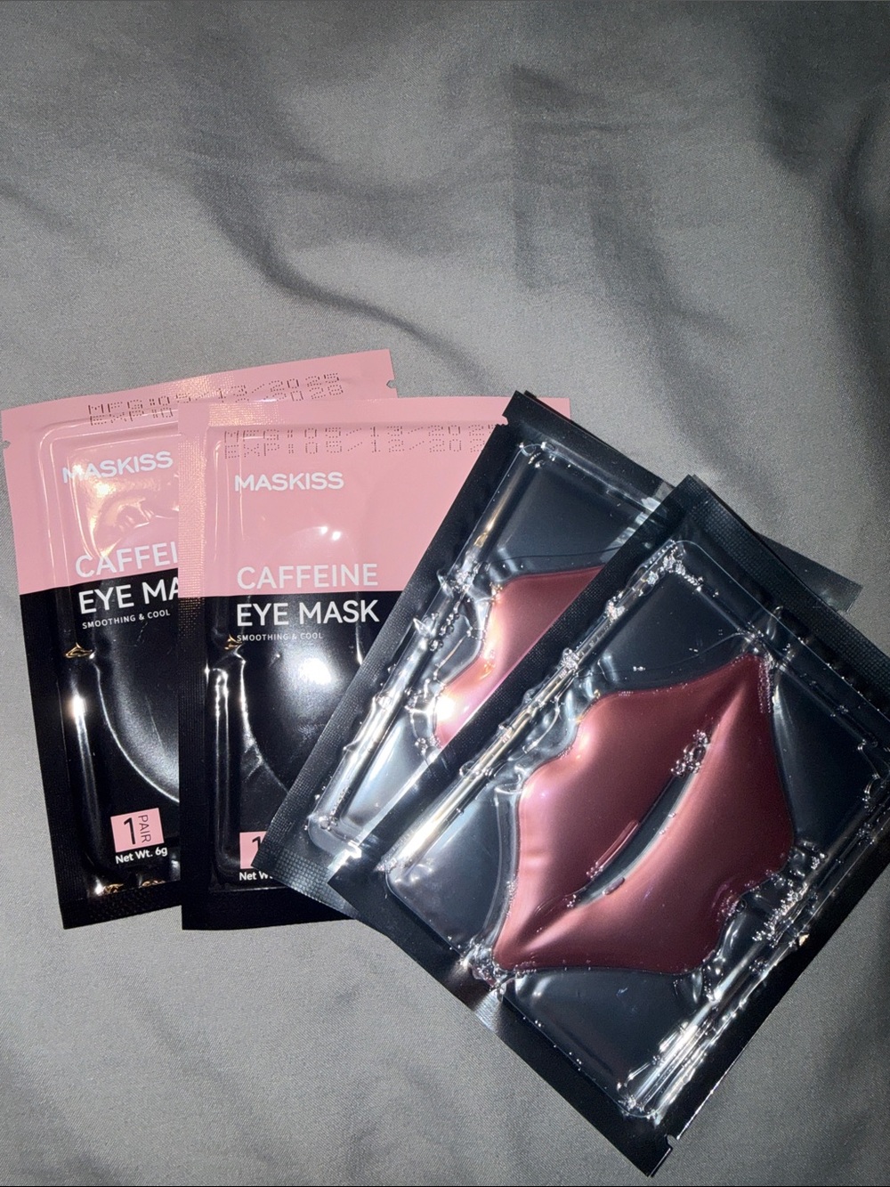 MASKISS Caffeine Eye Mask & Lip Mask Duo - Pink/Black